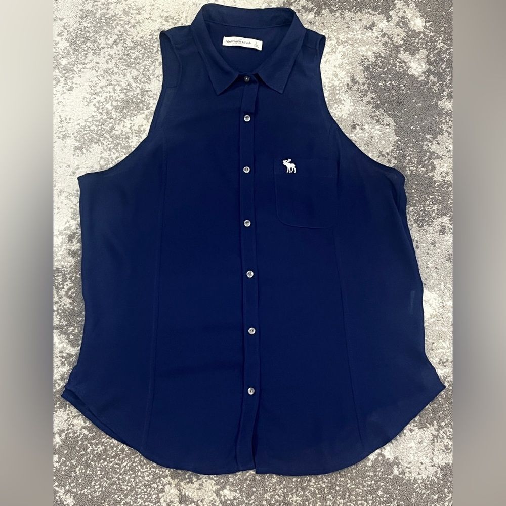 Abercrombie & Fitch navy blue sleeveless button-down top Size S Sheer